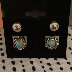 Earrings  ( Any 5 Items For $20)